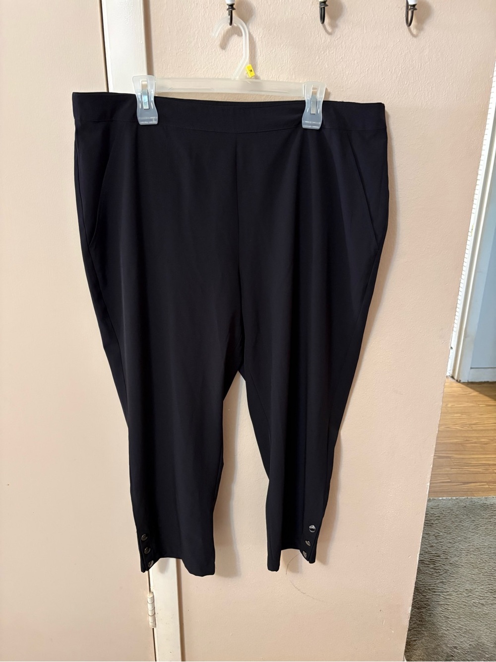 Chicos Black Snap Button Hem Ankle Dress pants Sz 3 US 16 XL